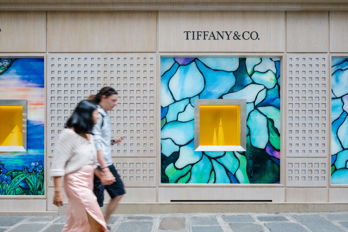 tiffany-temporary-store-paris-oma_4.jpg